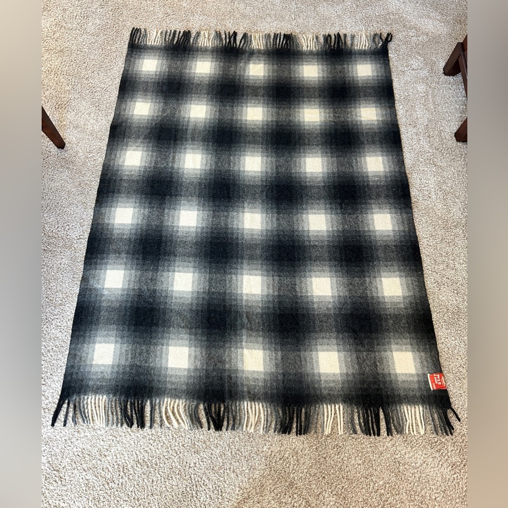 Thermotex Thermoplaid Fiap Tome Plaid Vintage Wool Blanket with Tassels. 56x70 - Picture 5 of 9